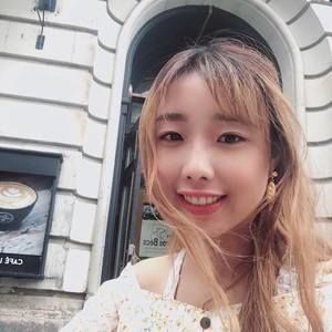 Meet your Posher, Jasmine